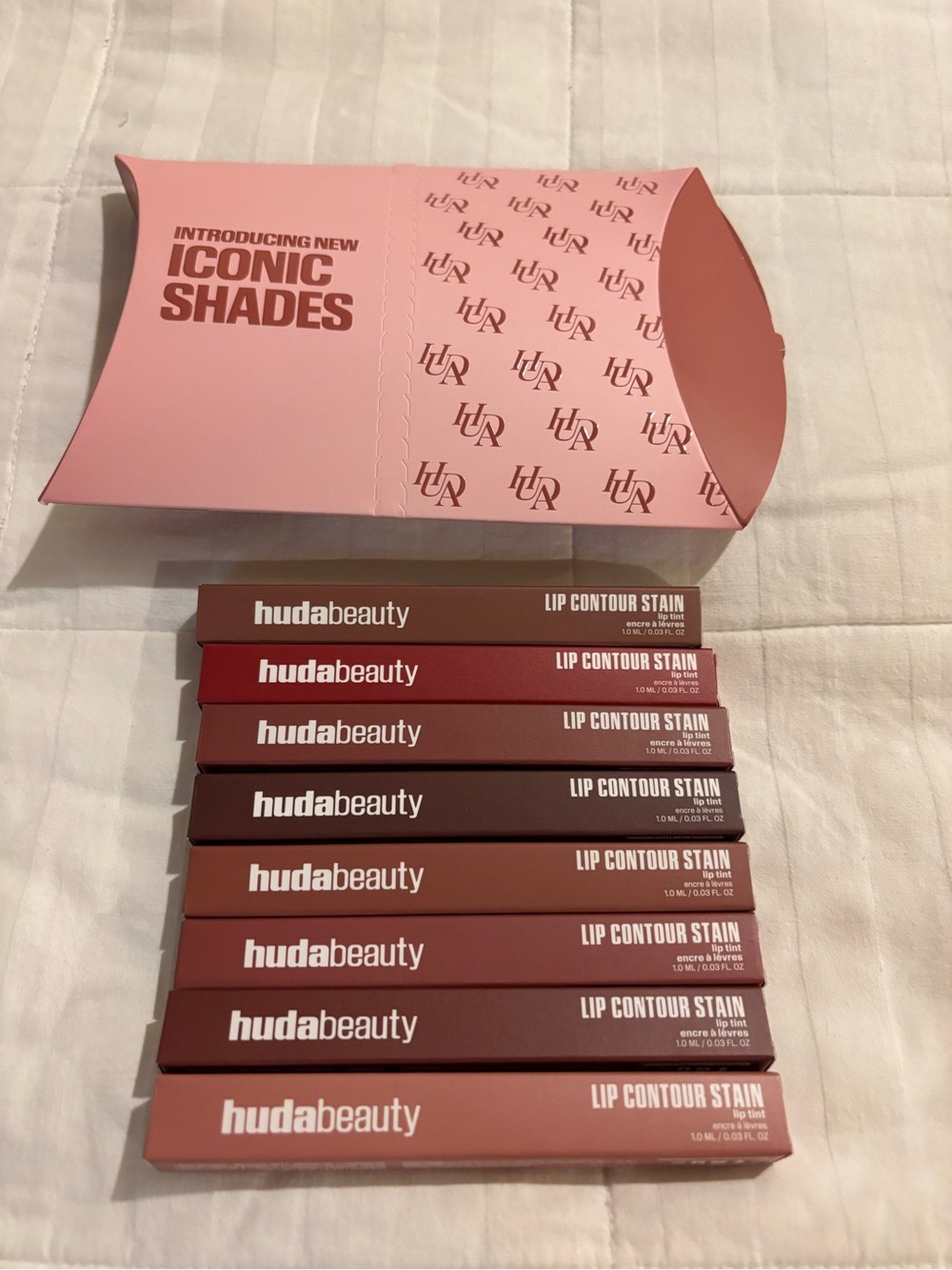 HUDA BEAUTY Lip Contour Stain Set - Pink and Brown Tones
